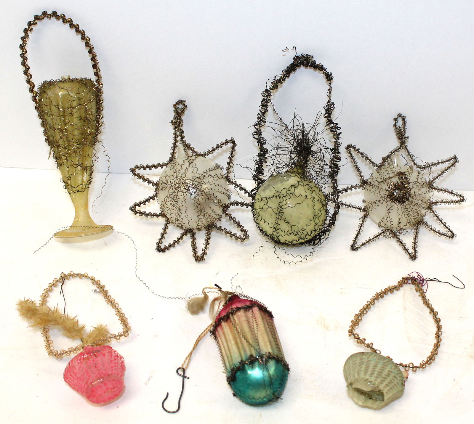 Lot of 7 Victorian wire wrapped Christmas ornaments (1 of 5)