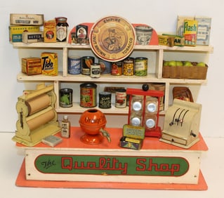 Wonderful vintage Grocery Store w several grocery items