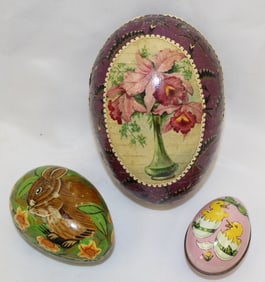 Lot of 3 Easter egg candy containers - 2 1/2", 3" & 5 1/2"