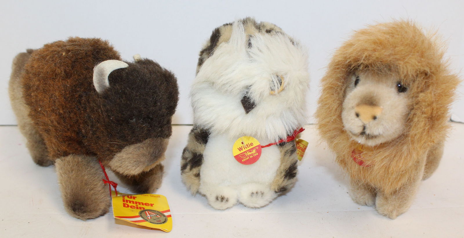 Lot of 3 contemporary Steiff animals most w tags &/or buttons in ears - lion, Owl & Bison (1 of 7)