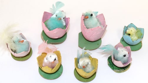 Vintage Easter lot of chicks hatching out of cardboard eggs - 1"-2"