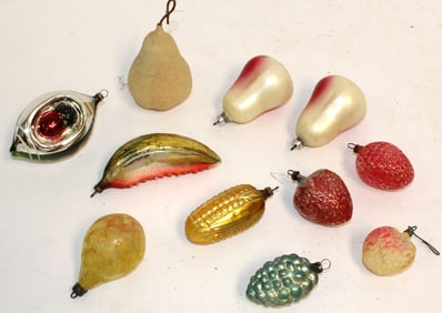 Lot of vintage/antique glass Christmas ornaments incl fruits & veggies, etc