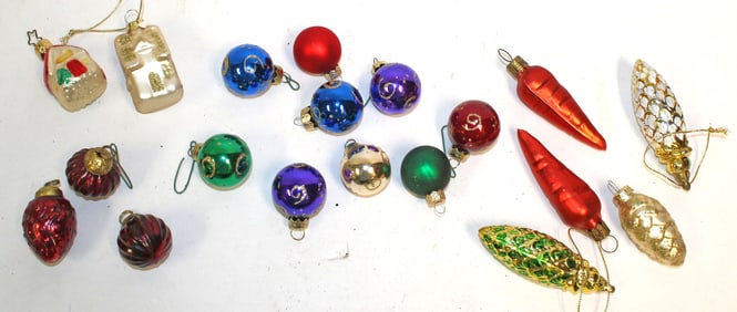 Lot of small contemporary glass Christmas ornaments incl carrots, kugels, etc
