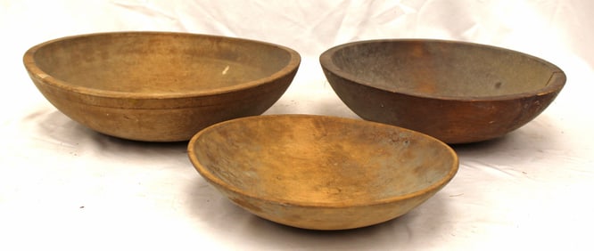 Lot of 3 antique round wooden bowls in attic surface - 11", 13 1/2" & 15 1/2" diam