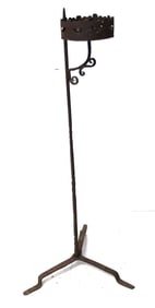 Antique iron floor standing lighting device - 37" tall