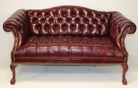 Thomasville burgundy leather love seat in excellent condition - 36" tall x 64"x38" deep