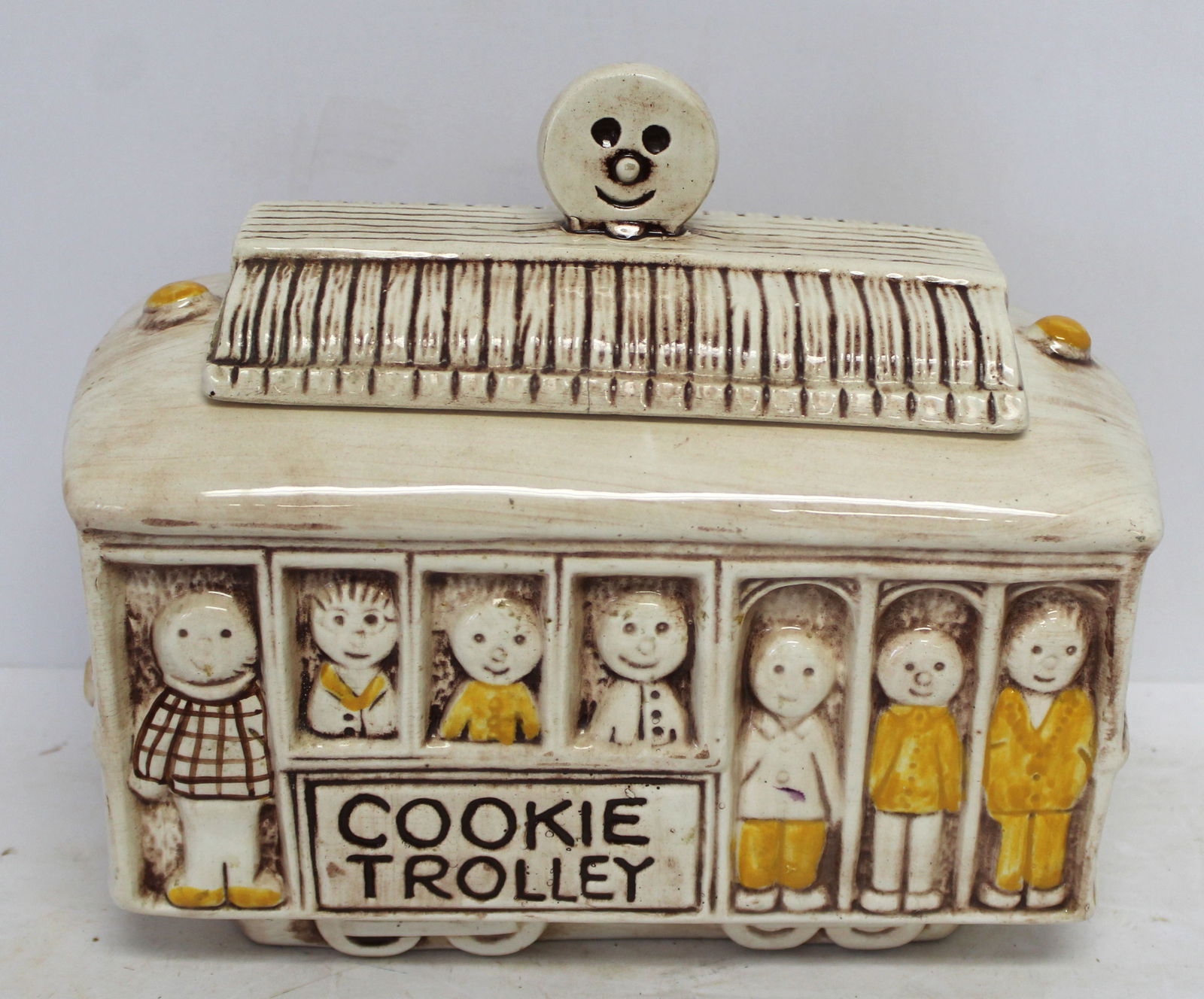 Vintage "Treasure Craft" Trolley cookie jar - 9" tall x 11"x6" (1 of 7)
