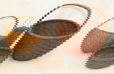 Lot of 3 baskets incl a melon basket, fixed handled round basket & a wall basket in paint - 8"x7