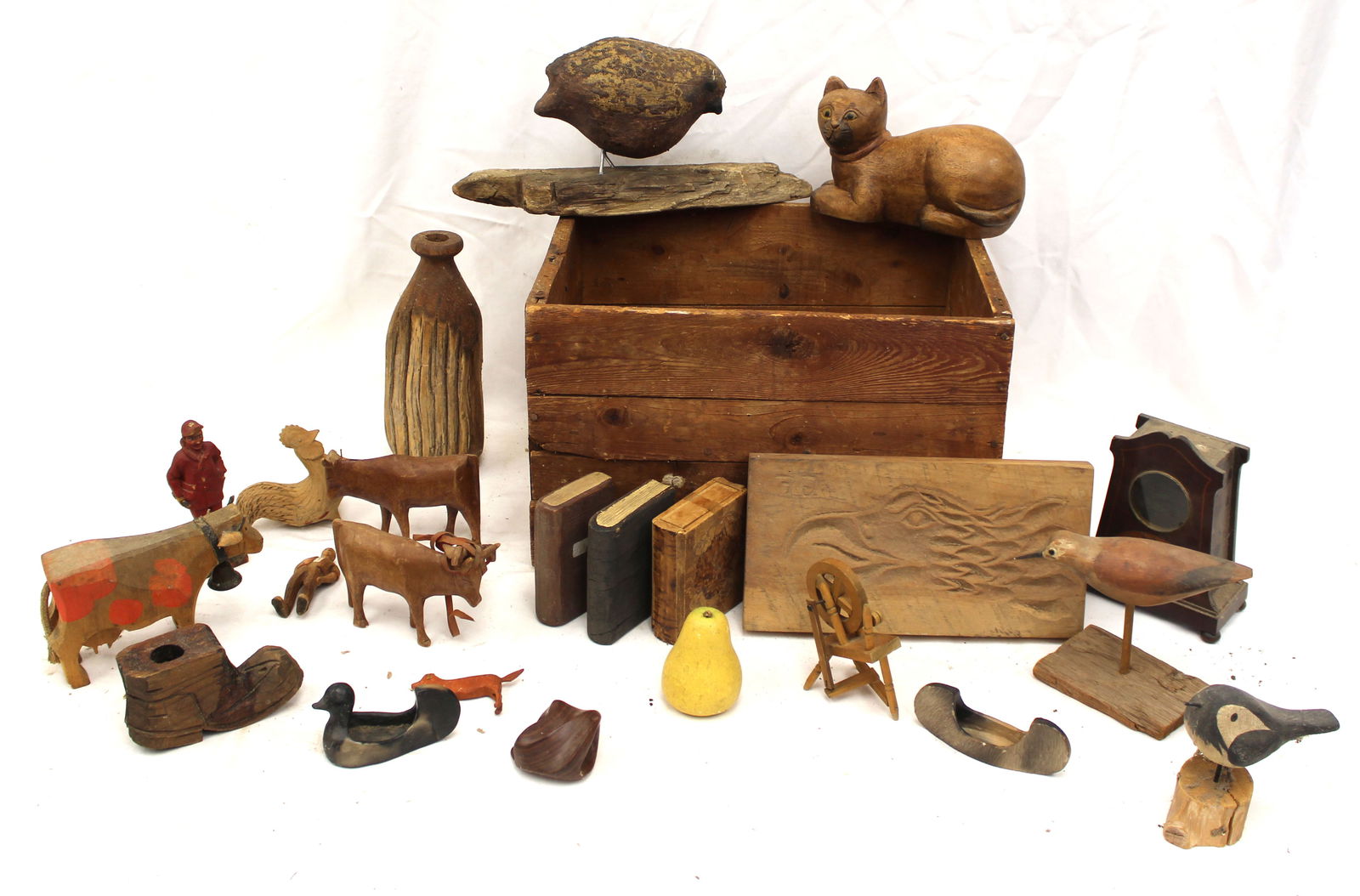 Large lot of vintage/antique carved treen incl animals, shore birds, book form boxes, etc - box (1 of 9)