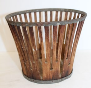 Shaker berry basket - 4 1/2" x 5 3/4" diam