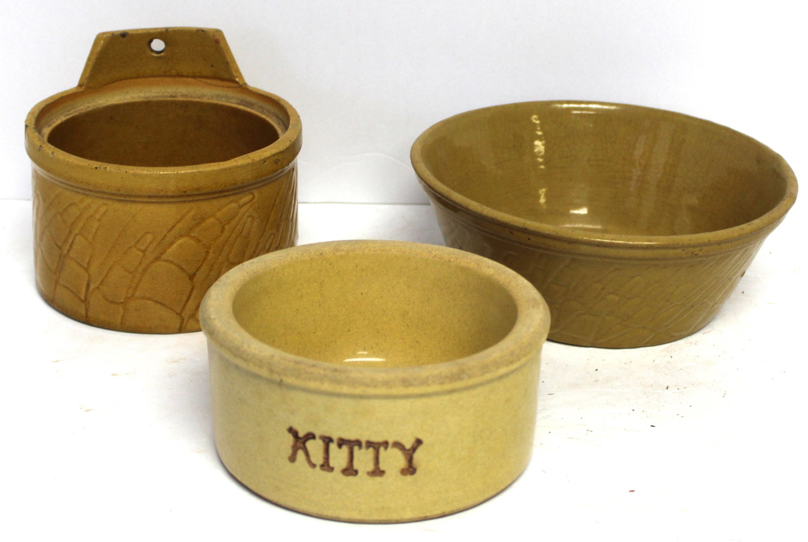 Lot of 3 yellowware bowls incl "Kitty" dish & salt keep - 5"x6" diam, 3 1/2"x8" diam & 3"x6" diam: Lot of 3 yellowware bowls incl "Kitty" dish & salt keep - 5"x6" diam, 3 1/2"x8" diam & 3"x6" diam