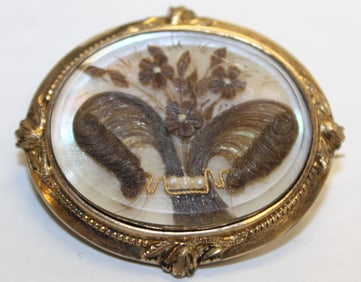 Victorian mourning brooch w floral motif & pearls