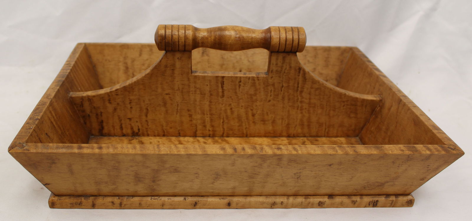 Vintage tiger maple utility carrier - 5" tall x 14 1/4"x11" (1 of 4)
