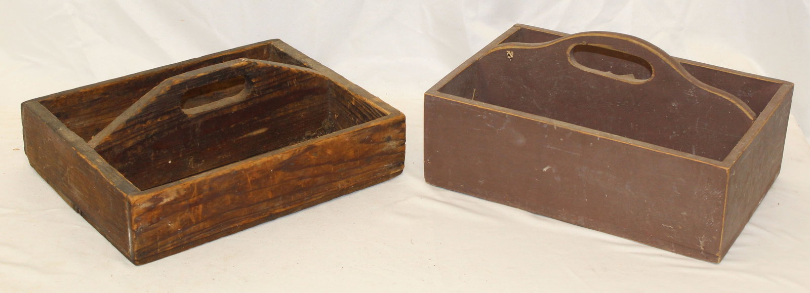 Lot of 2 antique wooden utility carriers - 4 1/2"x11 1/2"x9" & 6"x12"x8": Lot of 2 antique wooden utility carriers - 4 1/2"x11 1/2"x9" & 6"x12"x8"