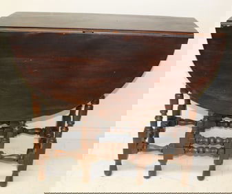 Antique dropleaf gateleg table - 29" tall x 40" long x 34" wide