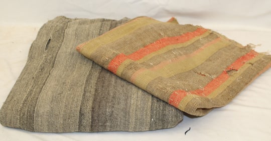 Lot of 2 antique textiles - wool blanket & coverlet