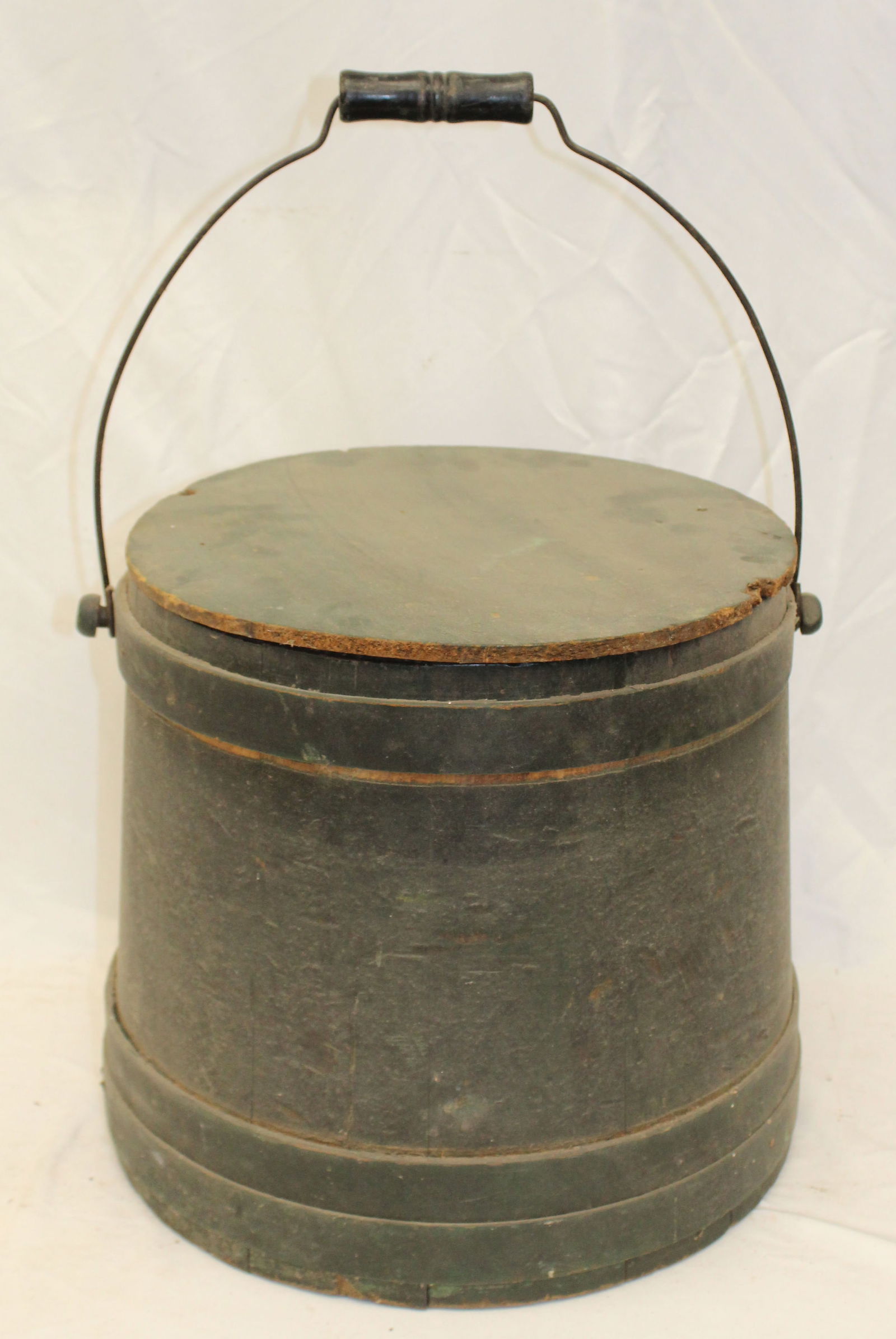 Antique covered firkin in dark green paint - 14" tall x 14" diam (1 of 5)