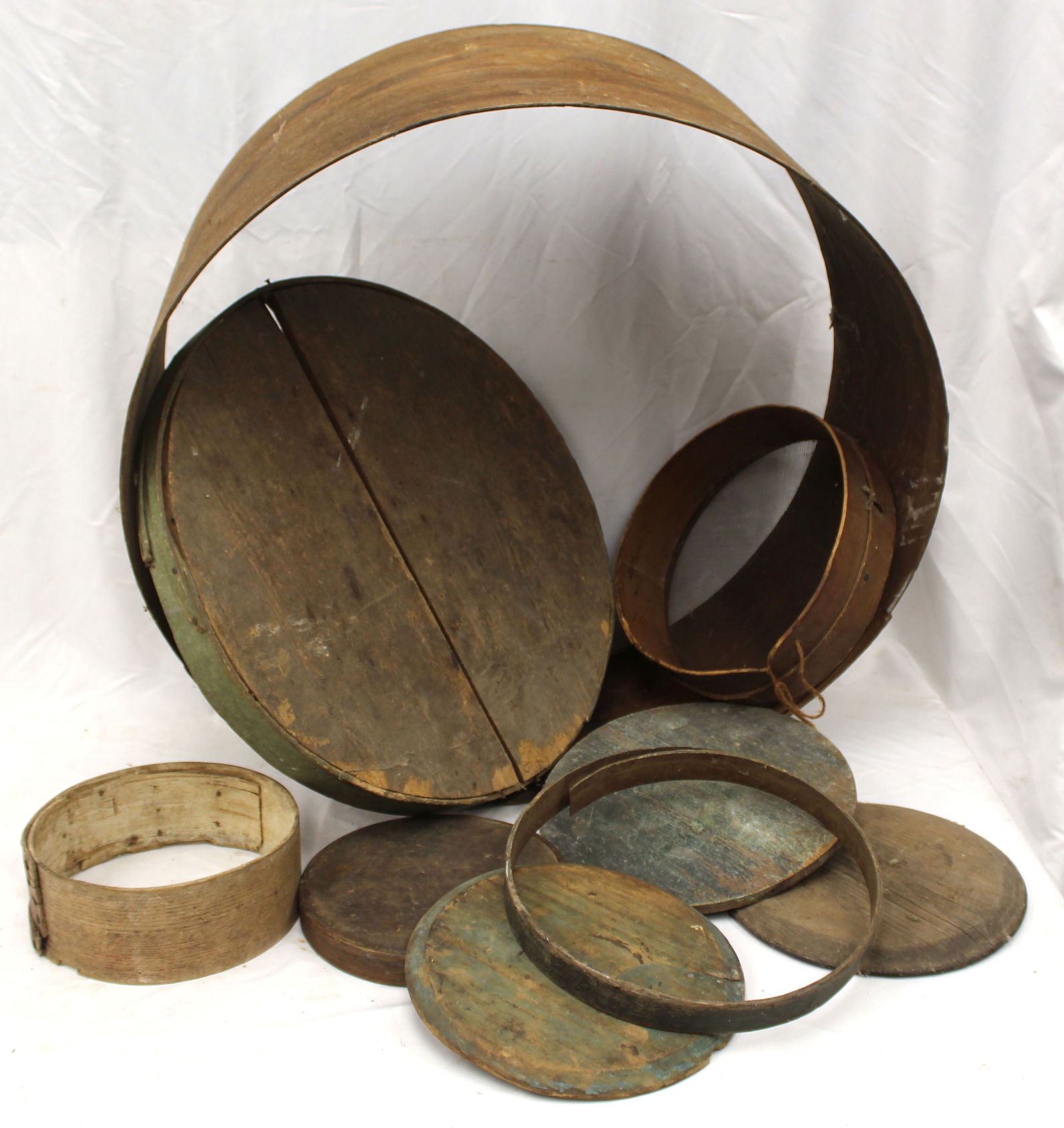 Large lot of wooden fragments/parts of pantry boxes, etc - 8" - 26" diam (1 of 7)