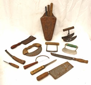 Lot of antique wooden handled kitchen knives & choppers