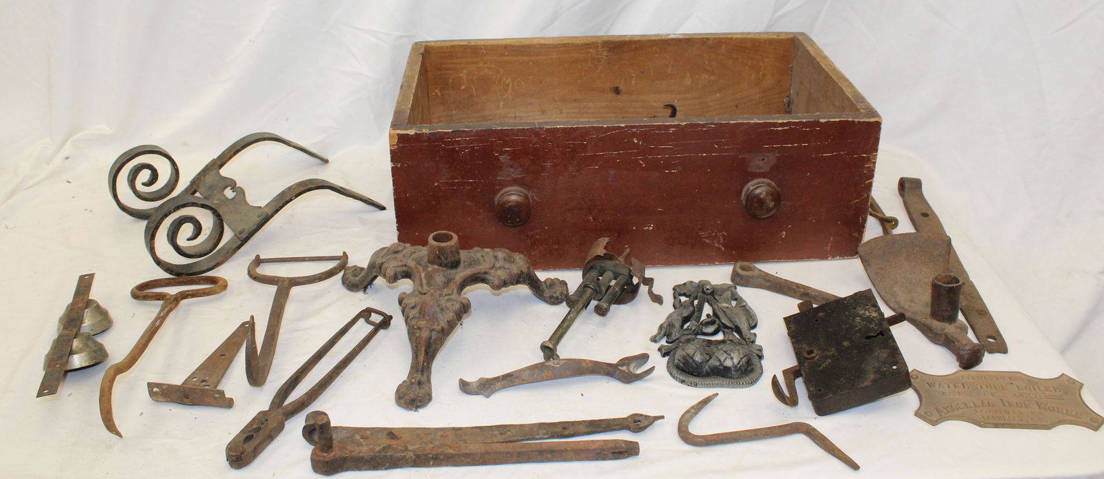 Lot of misc antique iron: Lot of misc antique iron