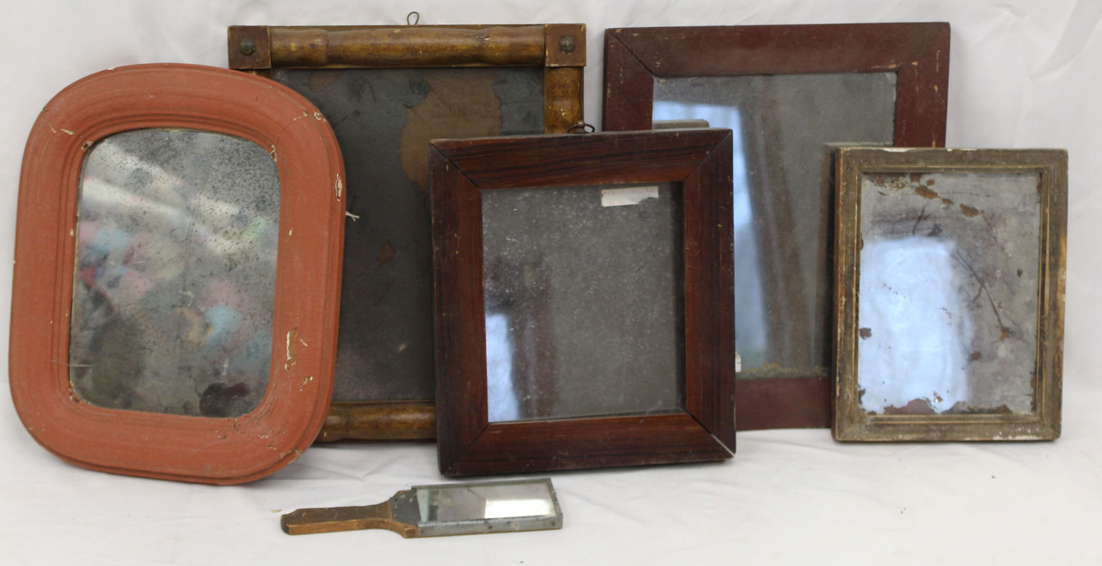 Lot of 6 vintage/antique mirrors: Lot of 6 vintage/antique mirrors