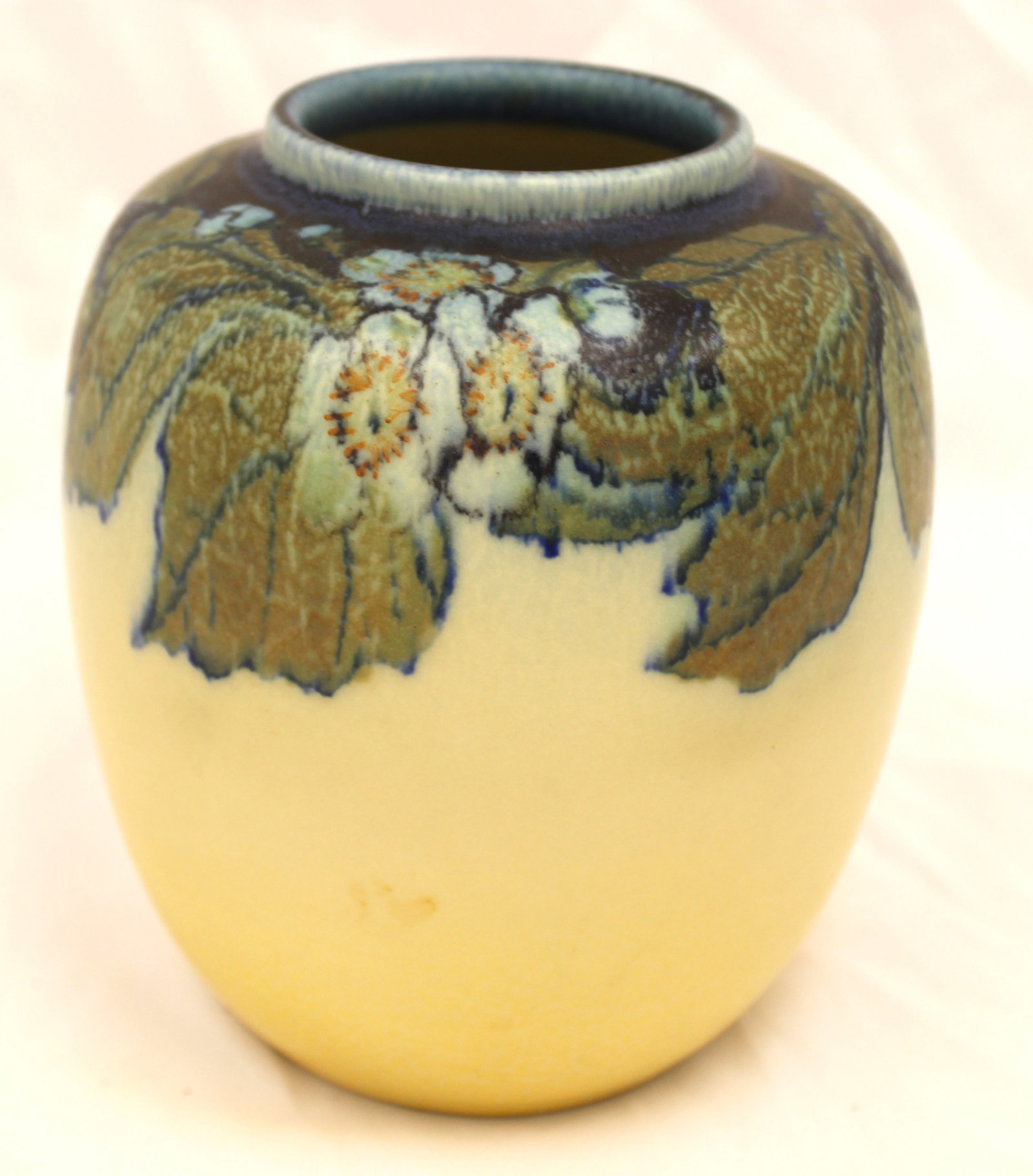 Signed Rookwood vase w floral dec - signed Elizabeth Lincoln dated 1930 - 6 1/2" tall (1 of 4)