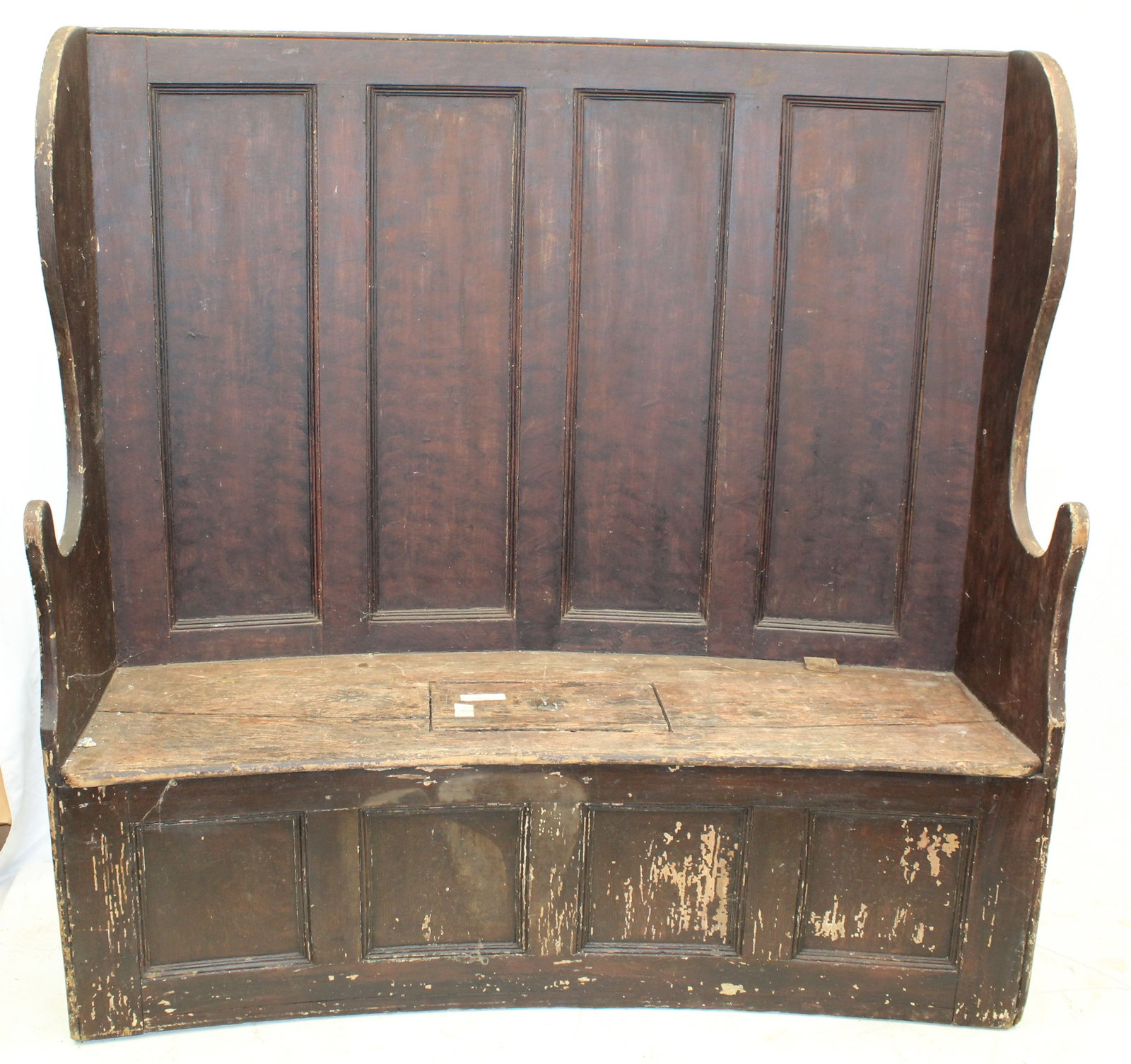 18thC settle in paint decoration - 62" tall x 61 1/2" wide x 18" deep: 18thC settle in paint decoration - 62" tall x 61 1/2" wide x 18" deep