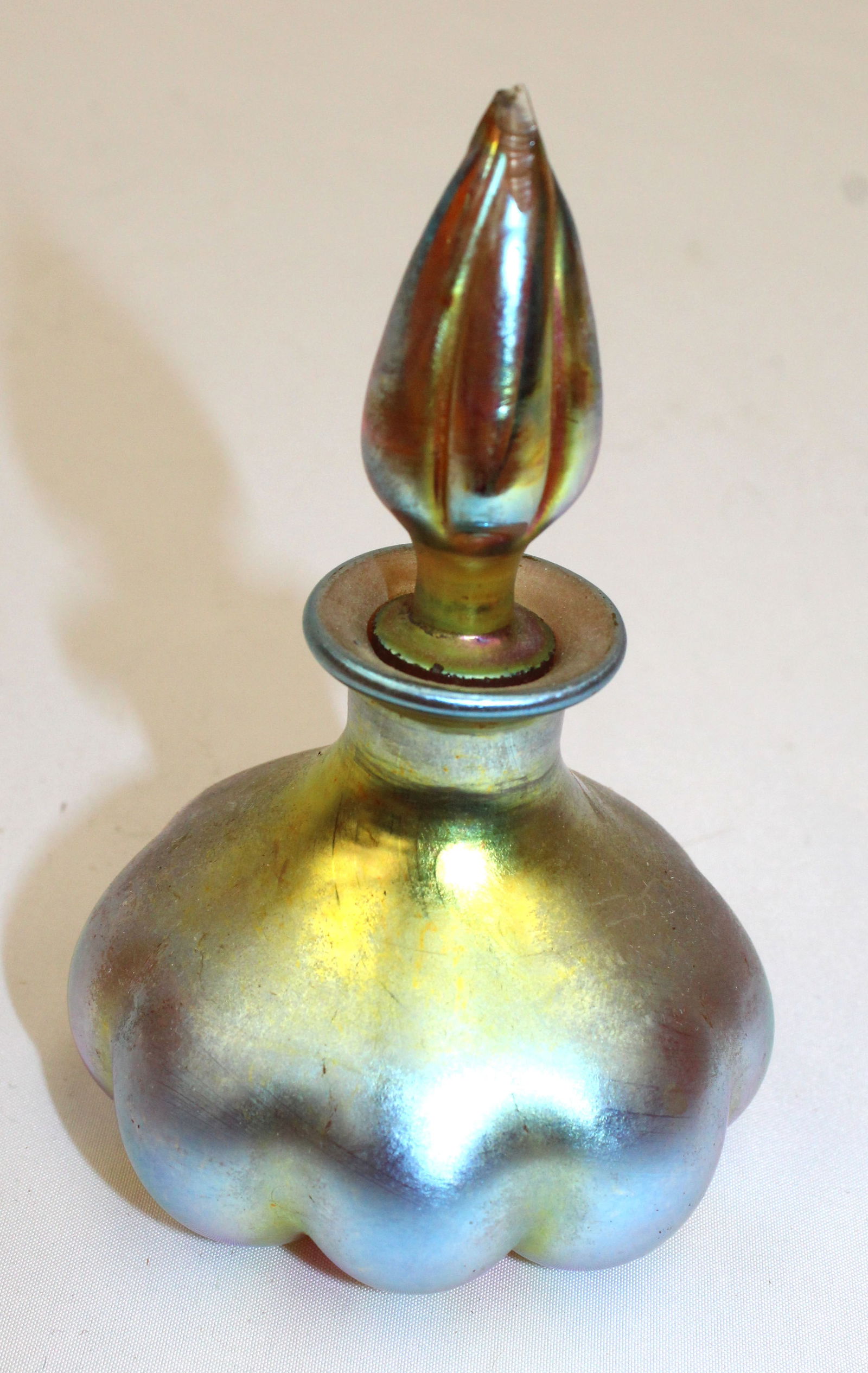Signed Steuben Aurene gold irid perfume bottle w stopper - 4 3/4" tall (1 of 5)