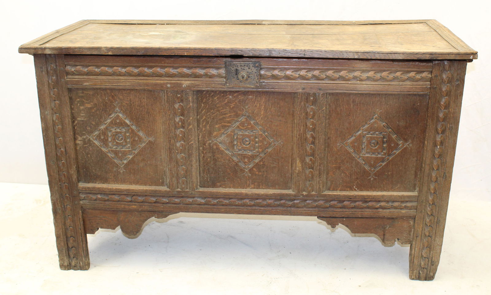 18thC carved oak blanket chest w star cut out ends - 31" tall x 53 1/2" wide x 22" (1 of 14)