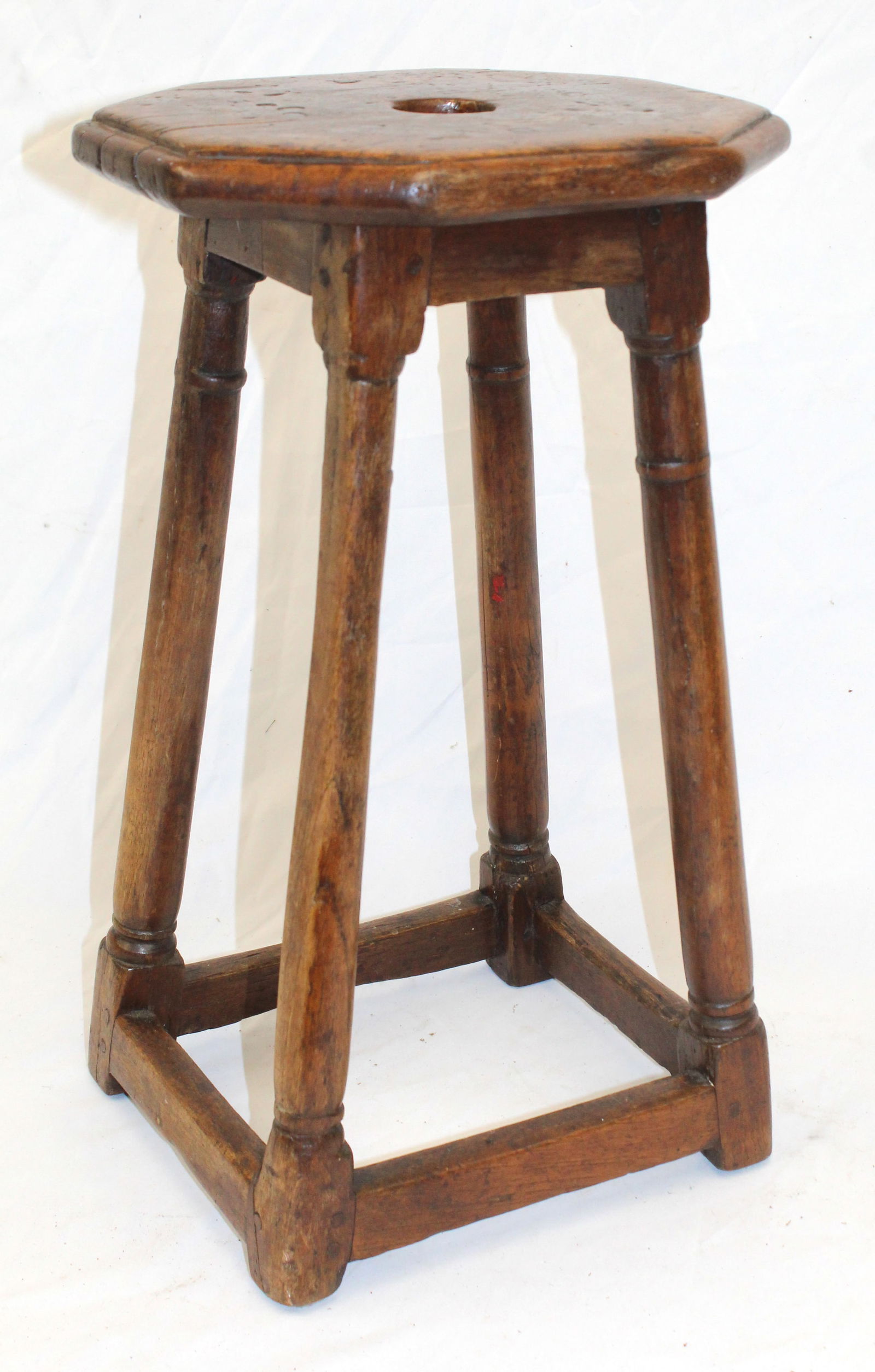 18thC walnut joint stool - 21" tall x 13"x10": 18thC walnut joint stool - 21" tall x 13"x10"