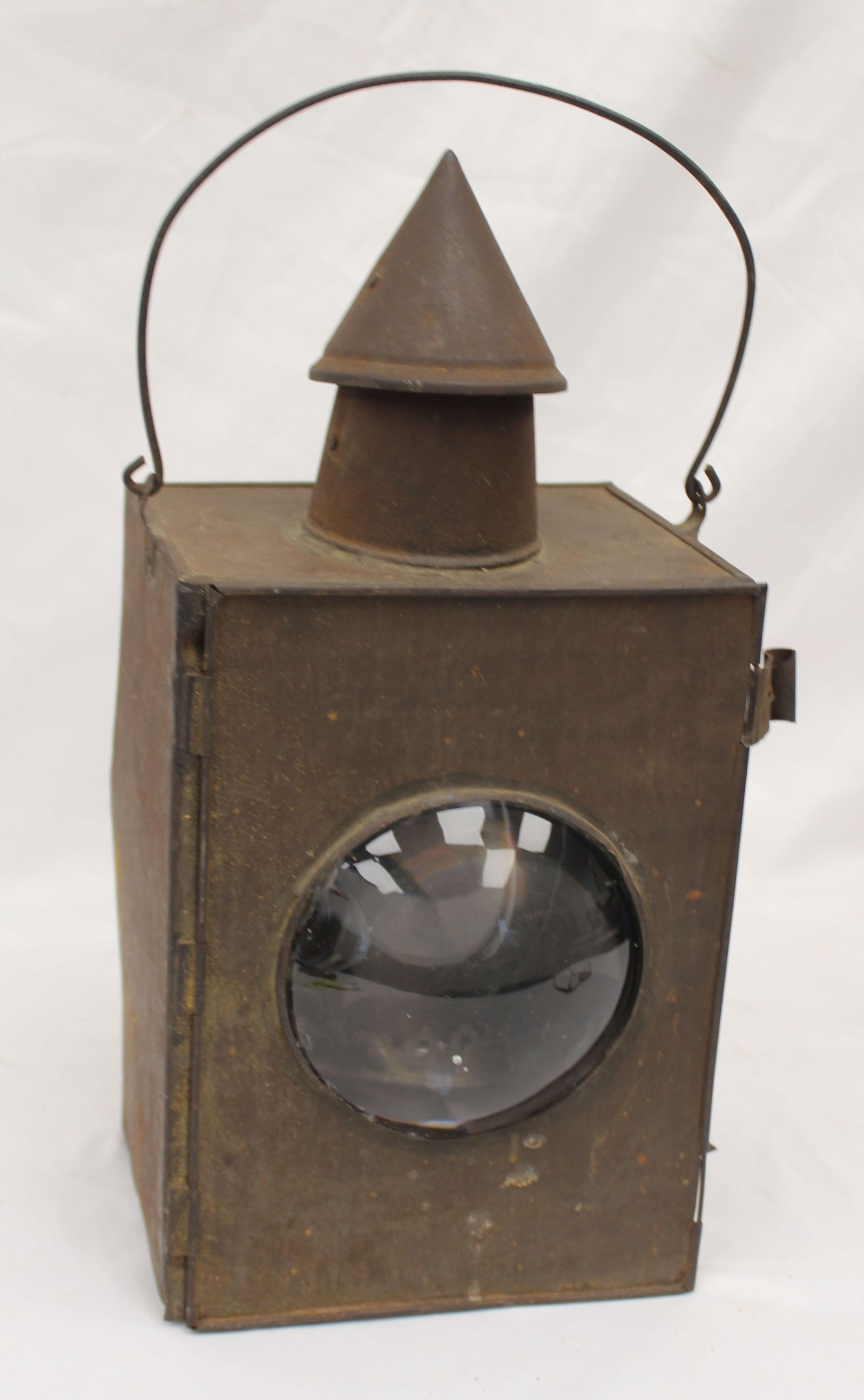 Antique tin lantern w convex glass lens & mercury reflector - 16" tall x 8"x6": Antique tin lantern w convex glass lens & mercury reflector - 16" tall x 8"x6"