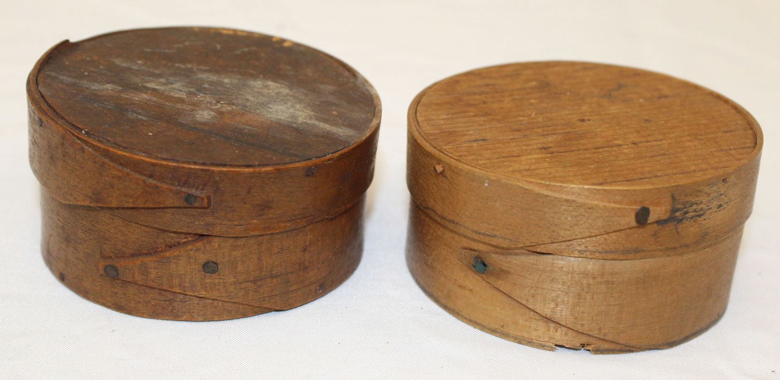 Lot of 2 miniature round finger lapped pantry boxes - attrib Hingham - 1 1/2" tall x 2 1/2" diam & 1 (1 of 10)