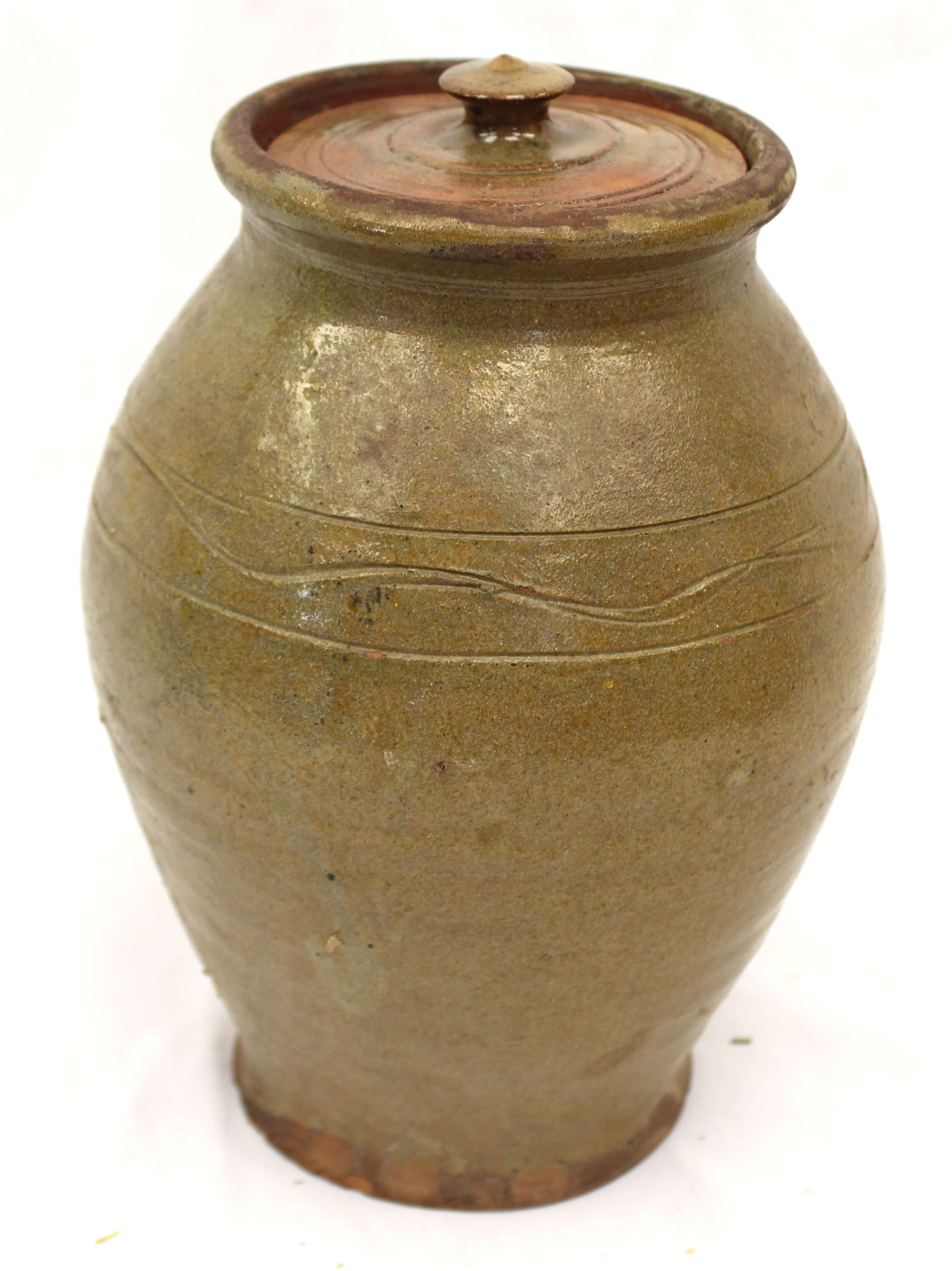 Antique redware jar w lid - 10" tall (1 of 10)