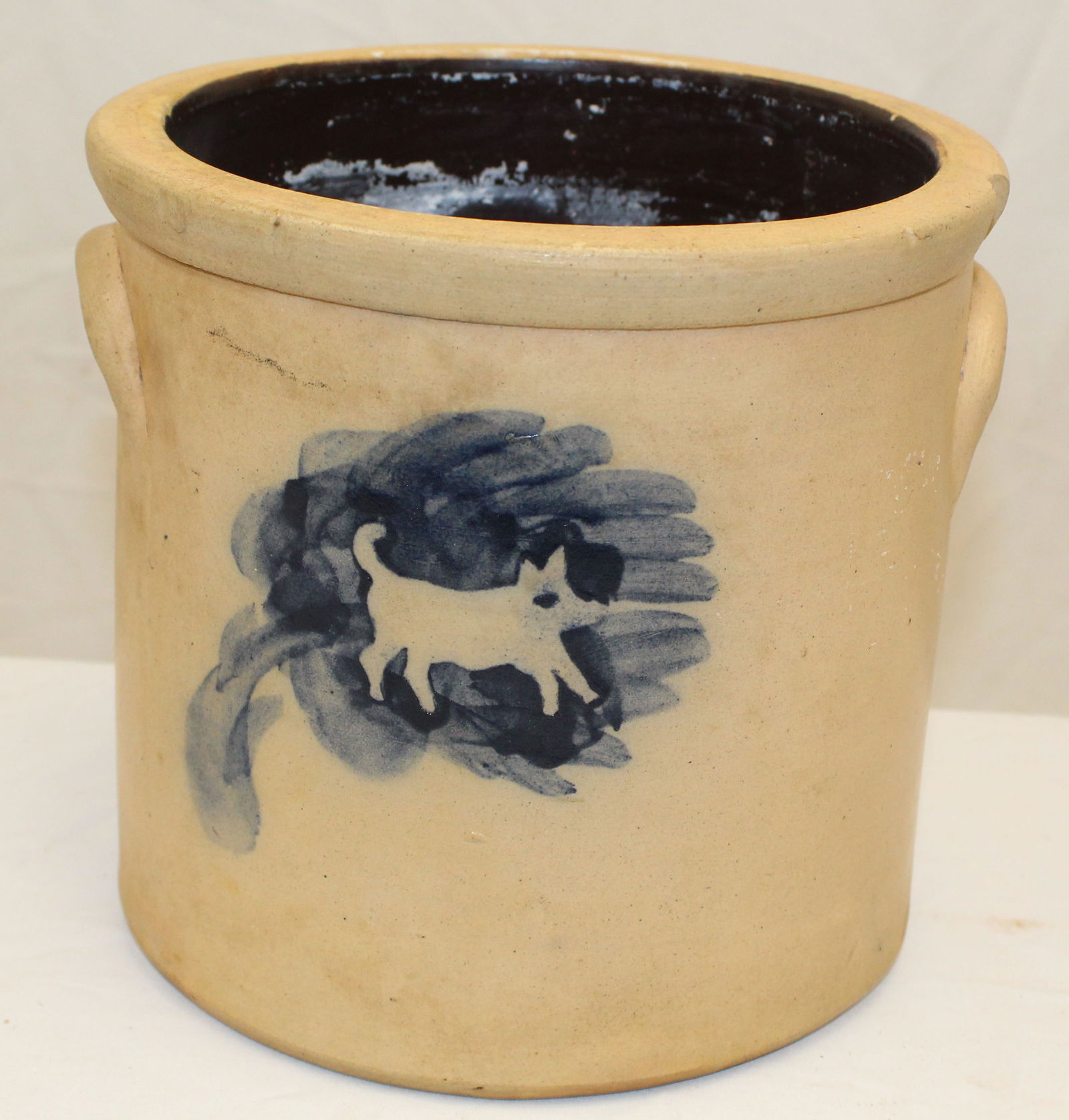 Antique stoneware crock s stenciled dog in floral dec, prob Somerset Potters' Works - Somerset, MA -: Antique stoneware crock s stenciled dog in floral dec, prob Somerset Potters' Works - Somerset, MA - 9 1/2" tall x 8 1/2" diam