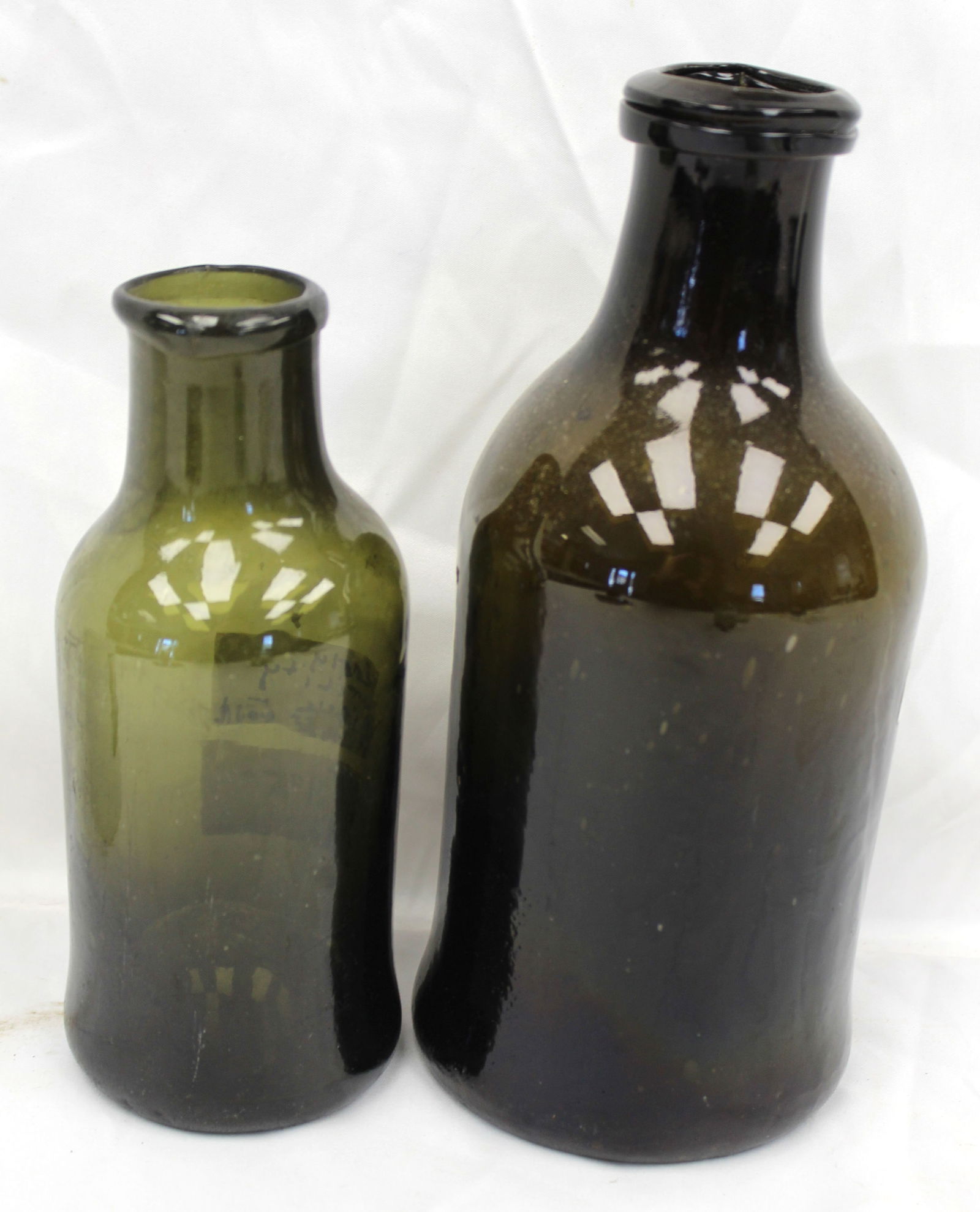 Lot of 2 early glass utility bottles/jars in green & amber - 6 1/2" & 8 1/2" tall (1 of 6)