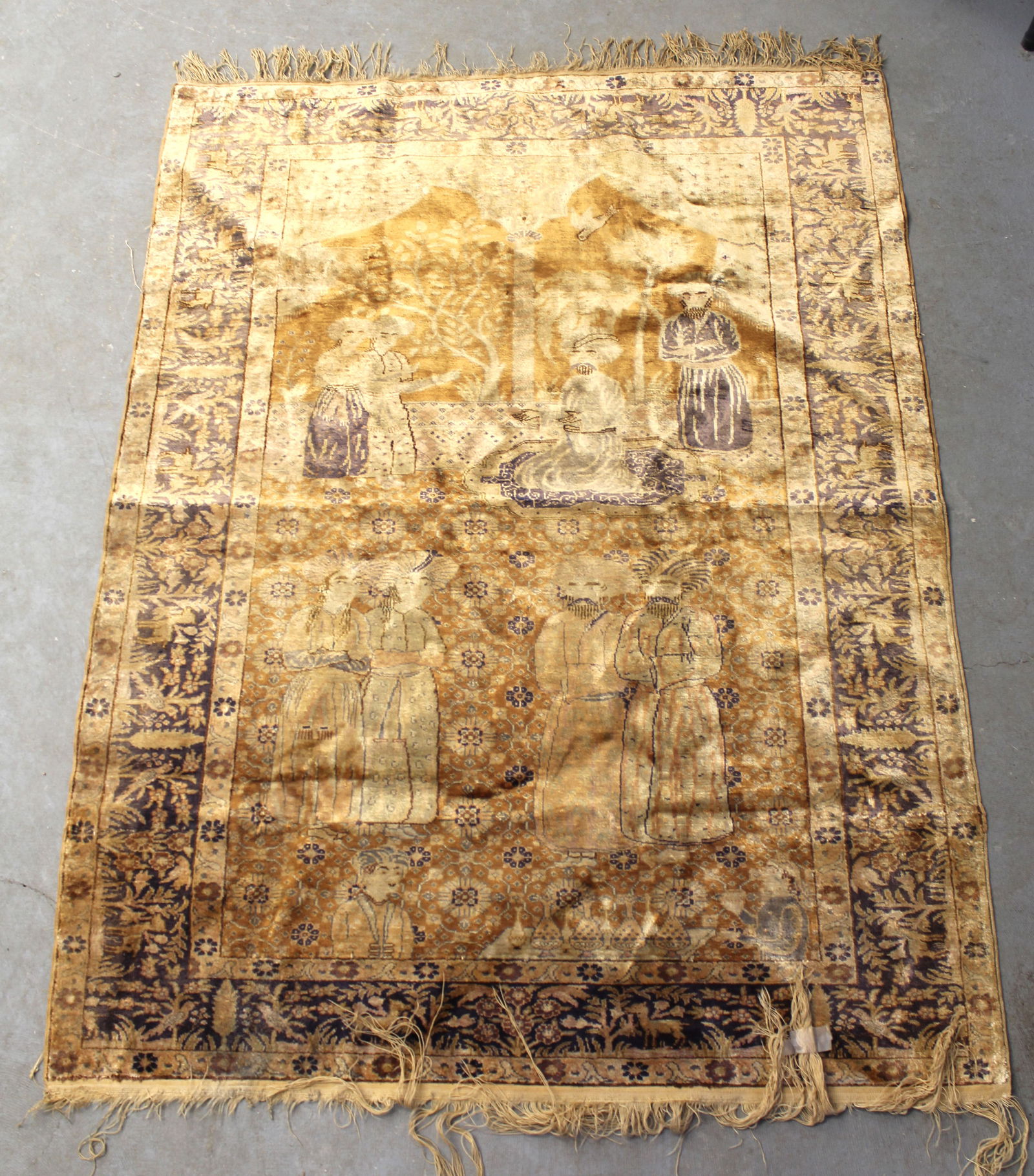 Silk Oriental area rug - 4'x5'2": Silk Oriental area rug - 4'x5'2"