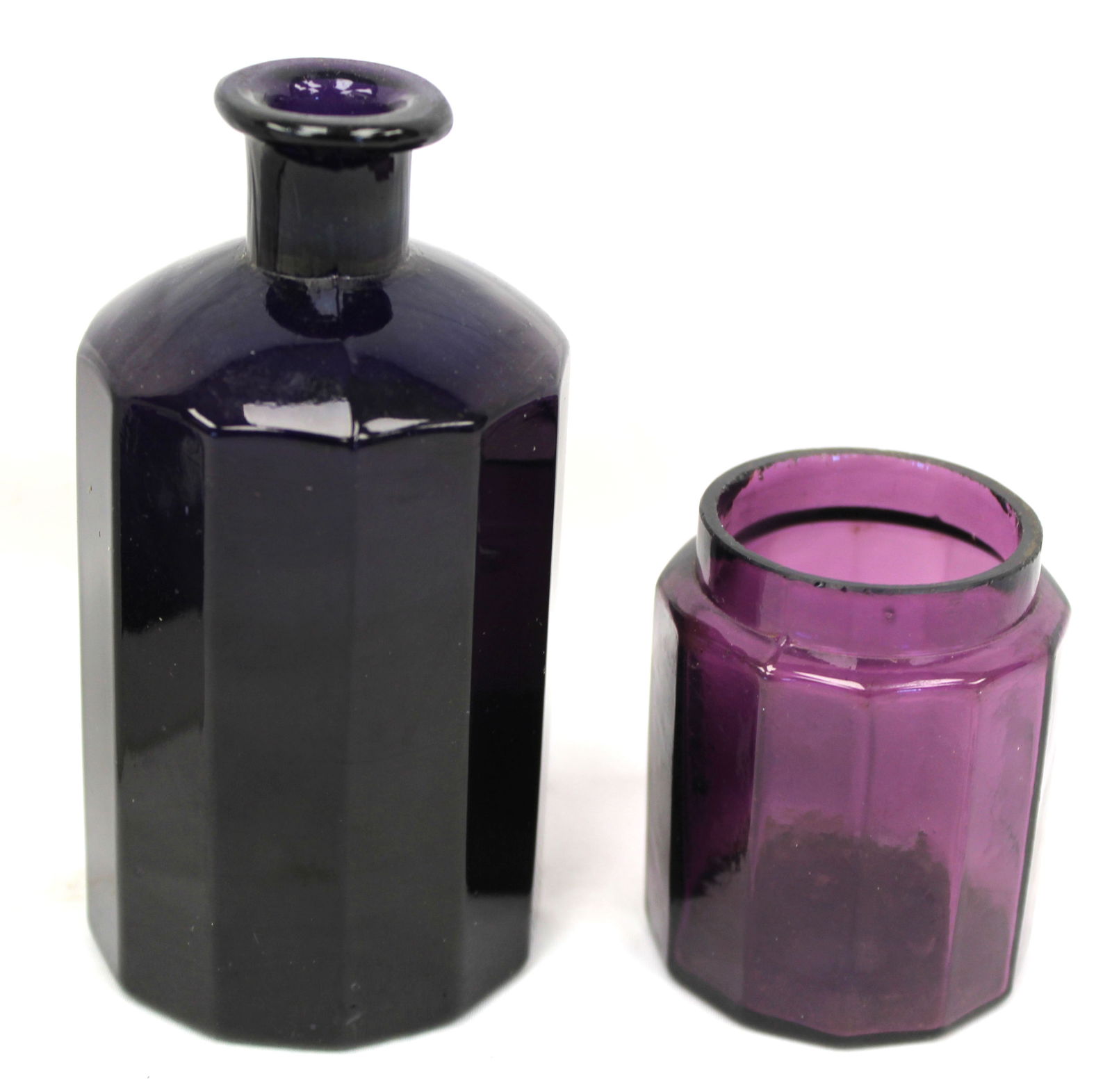 Lot of 2 early amethyst glass ink & jar - approx 4 3/4" & 3 1/4" tall: Lot of 2 early amethyst glass ink & jar - approx 4 3/4" & 3 1/4" tall