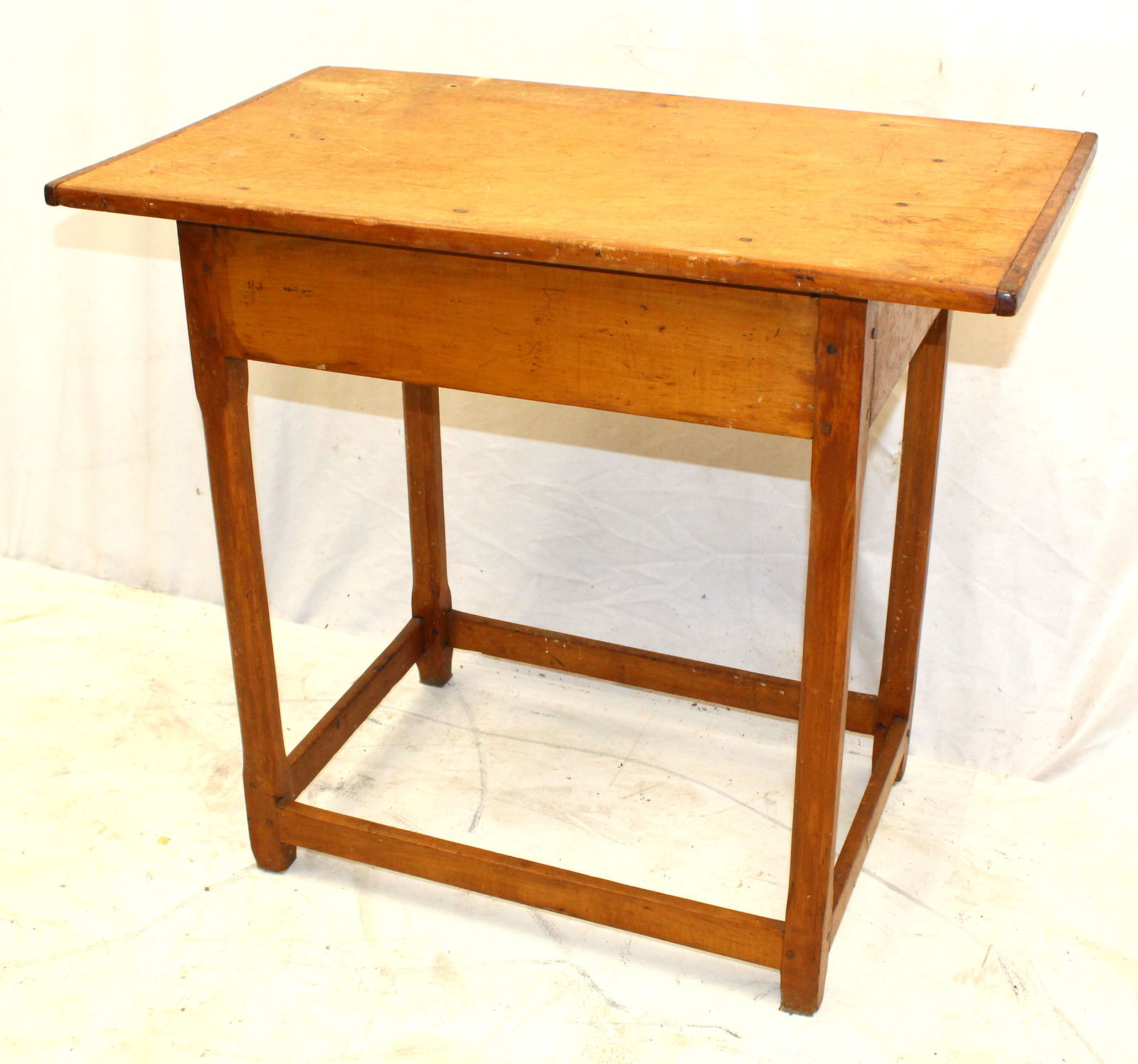 19thC country 1 dr tavern table w stretcher base - 28" tall x 32"x19" top (1 of 5)
