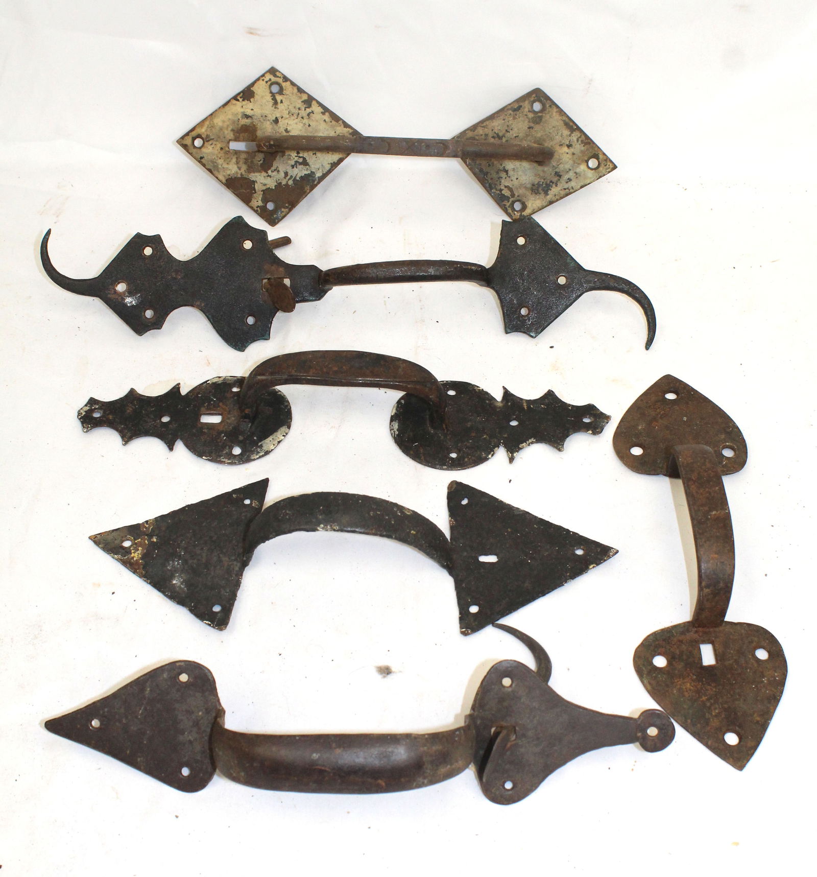 Lot of 6 antique iron door latches/handles - 12"-16": Lot of 6 antique iron door latches/handles - 12"-16"