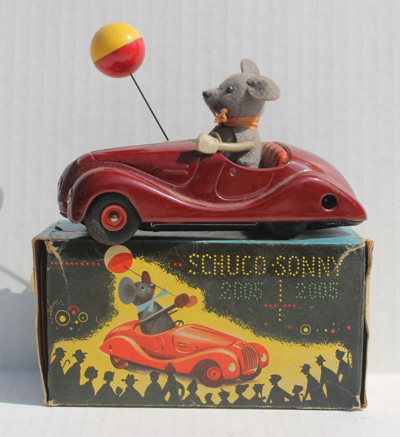 Schuco "Sonny" #2005 key wind convertible car w mouse: Schuco "Sonny" #2005 key wind convertible car w mouse driver & balloon in orig box w key