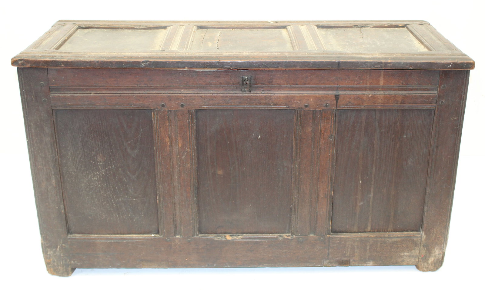 Late 17th/early 18thC paneled blanket chest - 23 1/2" tall x 42"x17": Late 17th/early 18thC paneled blanket chest - 23 1/2" tall x 42"x17"