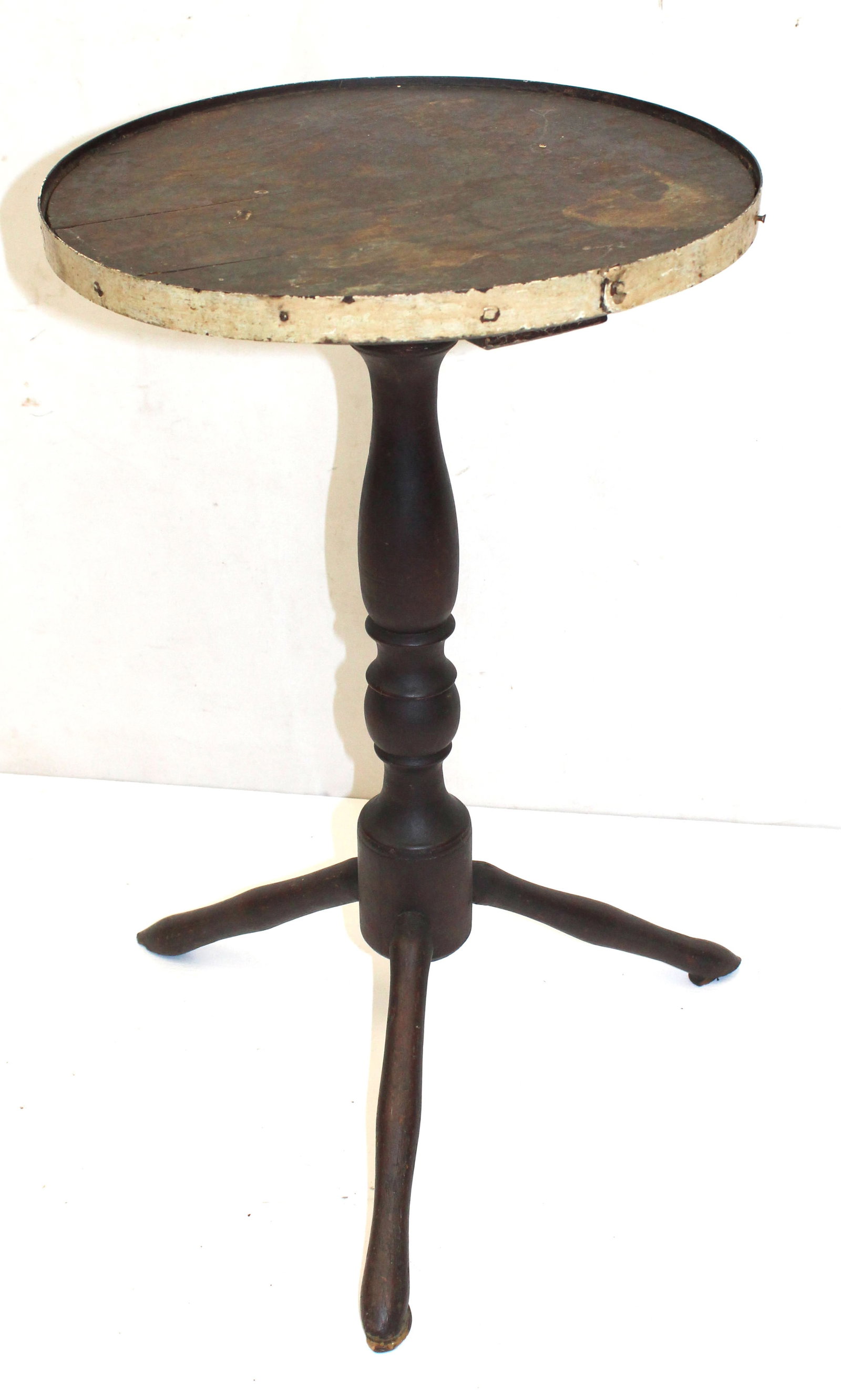 Antique round top tri-ftd candlestand w iron band around top - 26 1/2" tall x 16 1/2" diam: Antique round top tri-ftd candlestand w iron band around top - 26 1/2" tall x 16 1/2" diam
