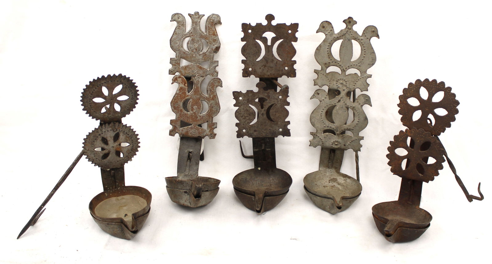 Lot of 5 antique double betty lamps (1 of 6)