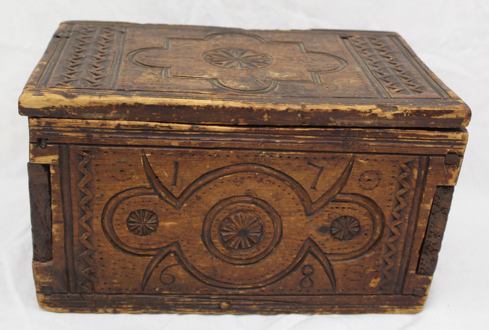 17th/18thC heavily carved valuables box w divided interior - 6 3/4" tall x 12"x7 3/4" (1 of 9)