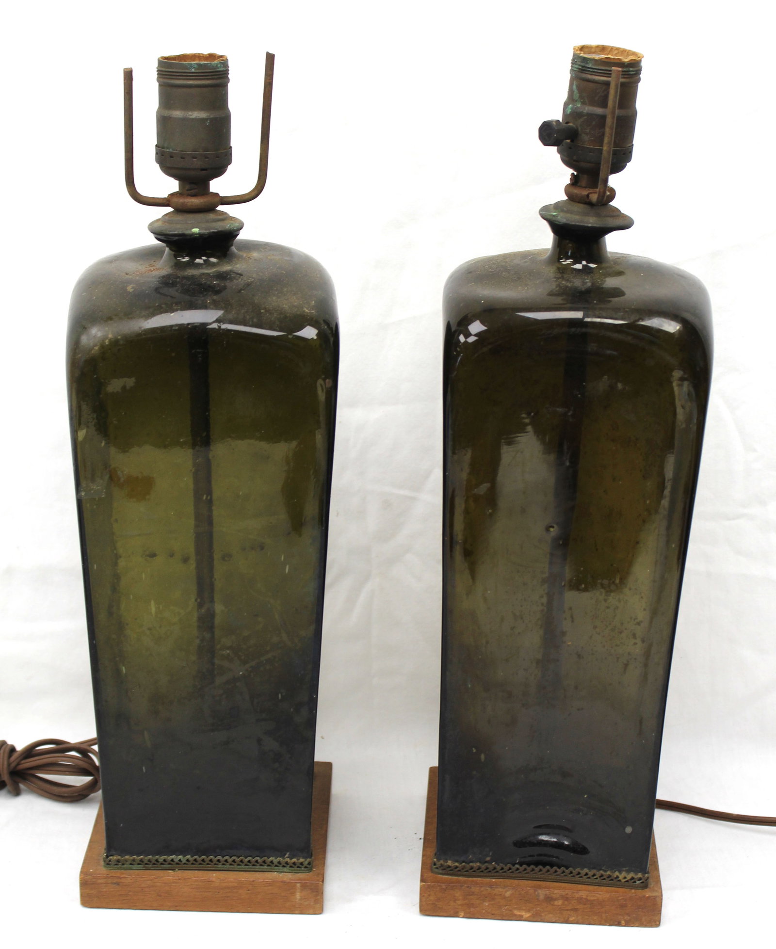 Lot of 2 early green glass gin bottles converted to electrified lamps - 16" tall (1 of 8)