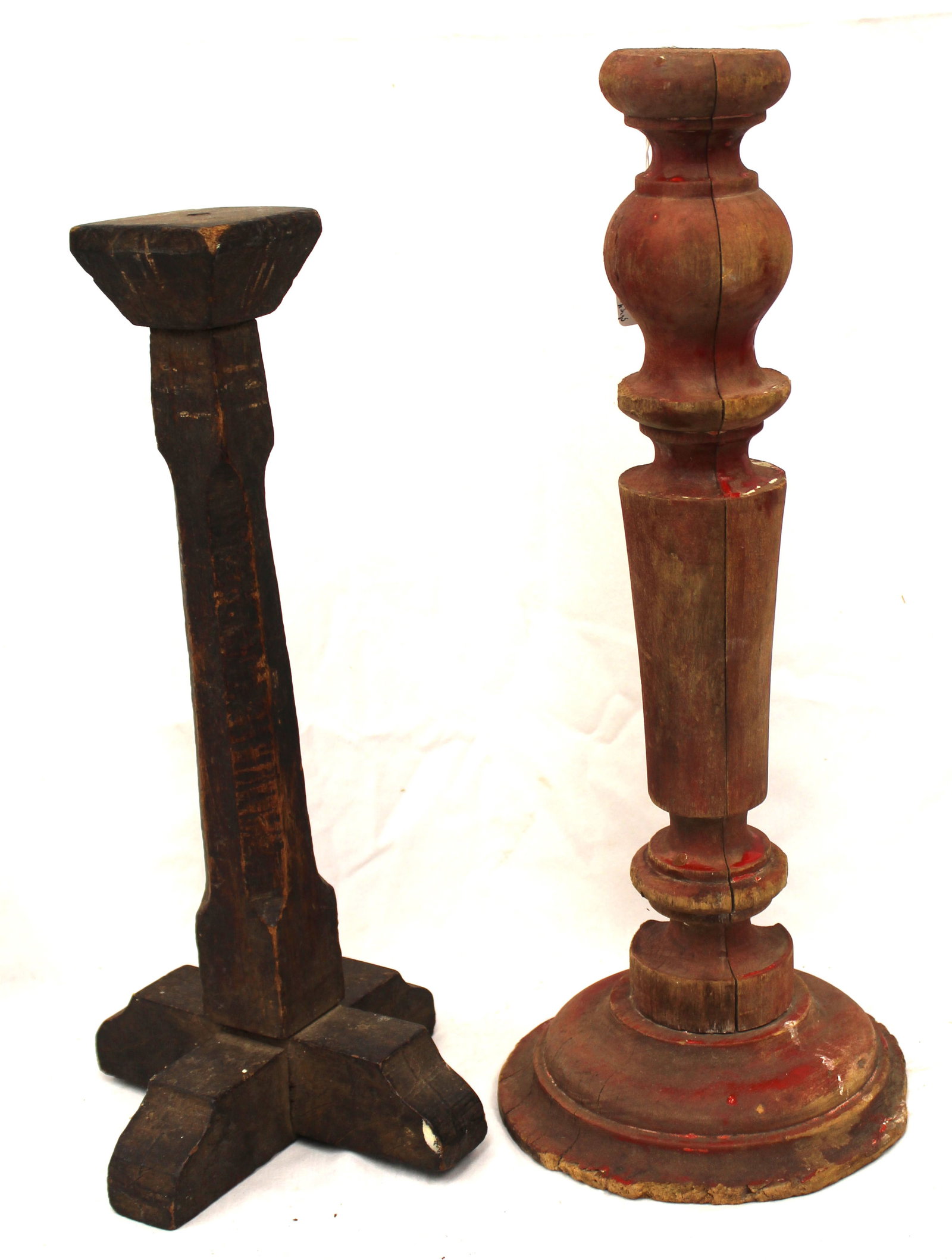 Lot of 2 antique wooden painted lighting tidy's - 17 1/2" & 15" tall (1 of 14)