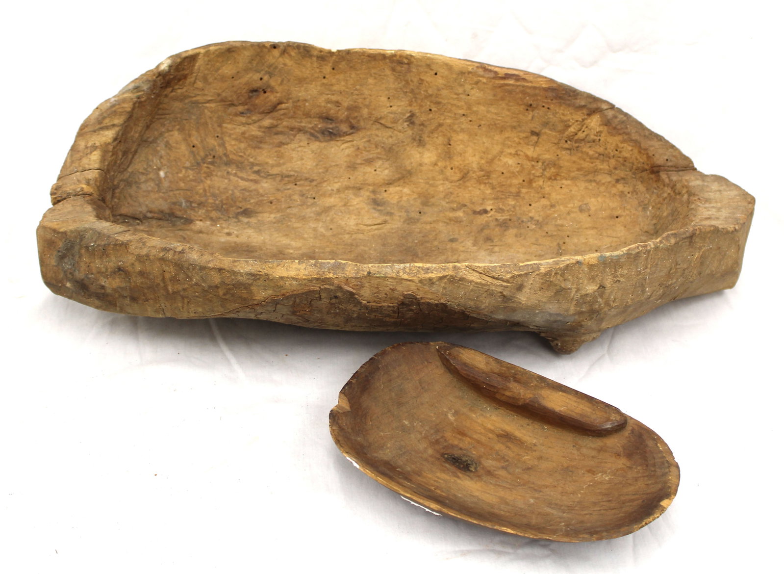 Lot of 2 antique primitive wooden trenchers - 22 1/2"x11 1/2" & 9"x6" (1 of 6)