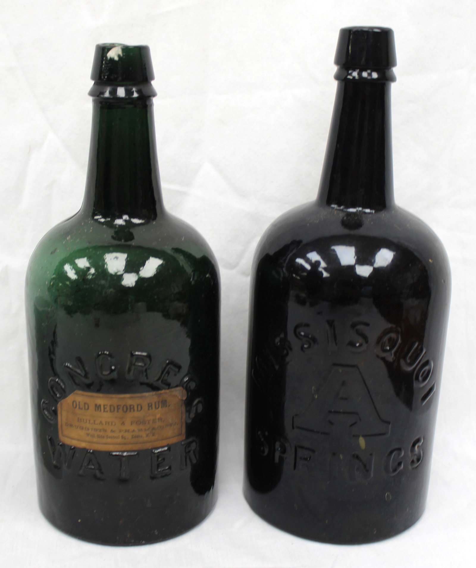 Lot of 2 early green glass bottles - Missisquoi Springs & Congress Water - 10" & 9 3/4" tall: Lot of 2 early green glass bottles - Missisquoi Springs & Congress Water - 10" & 9 3/4" tall