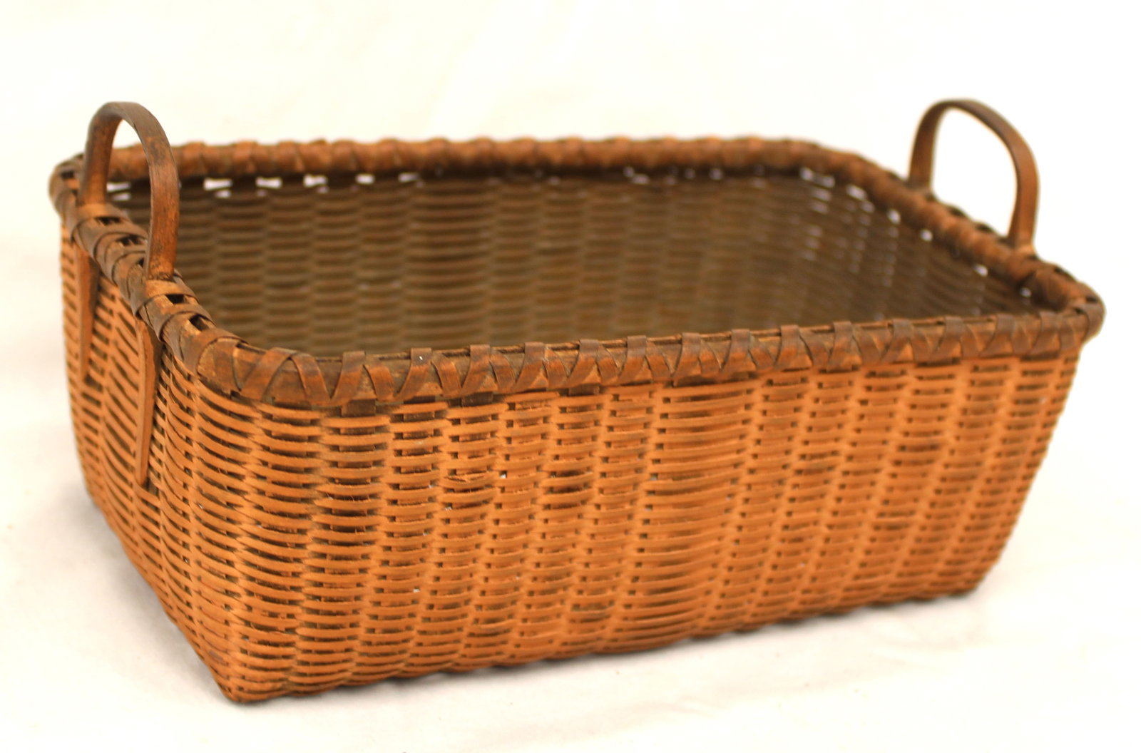 19thC small tightly weaved basket in bittersweet - 3 1/2" tall x 7 1/4"x4 1/2" (1 of 7)