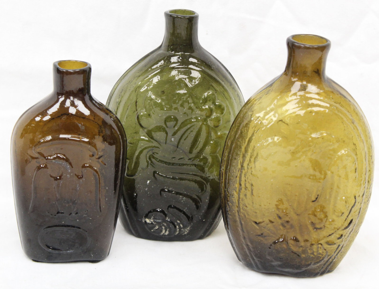 Lot of 3 early glass flasks in green & amber - 5 3/4" & 7" (1 of 14)